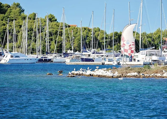 Daire Two-bedroom In Rogoznica (Sibenik-Knin)